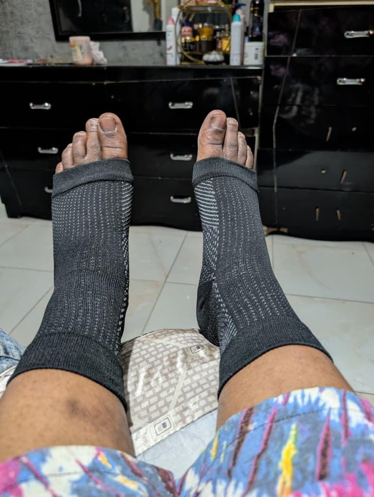 NeuroRelax™ - Soulagez vos pieds fatigués, gonflés et sensibles au quotidien